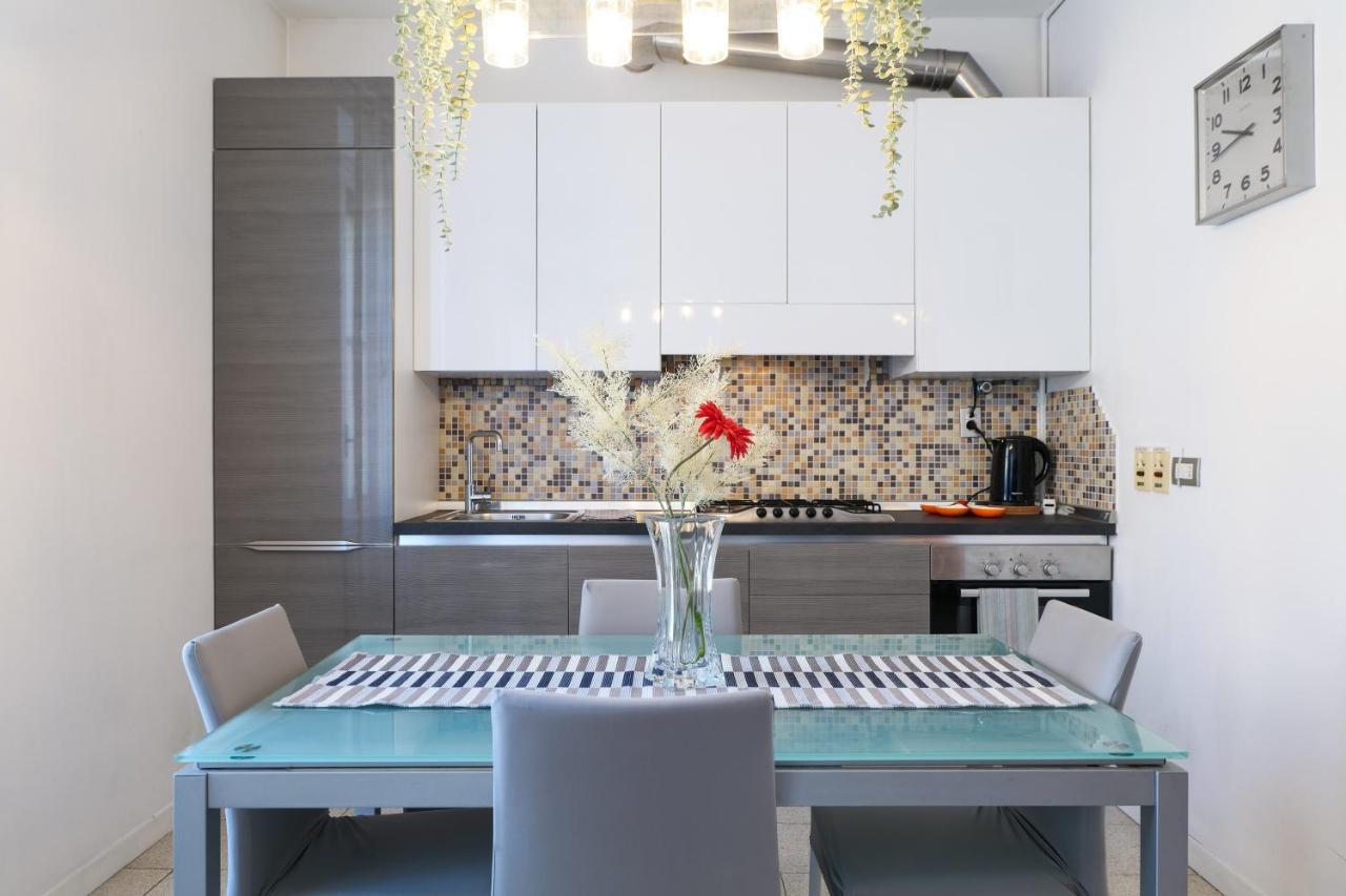 Primopiano - Battaglia A Apartment Milano Exterior foto